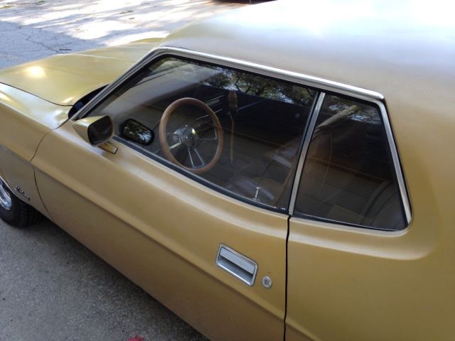 1973 Gold Ford Mustang Coupe