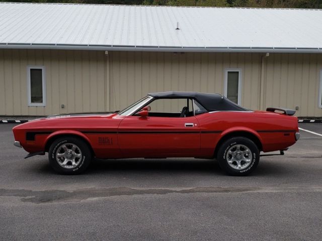 1973 Red Ford Mustang