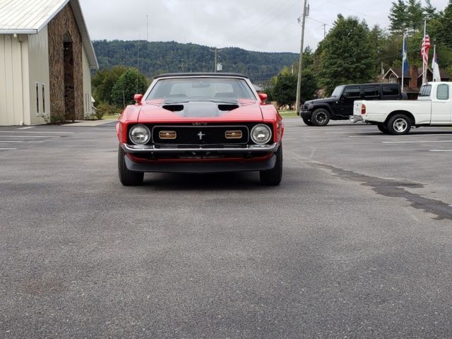 1973 Red Ford Mustang