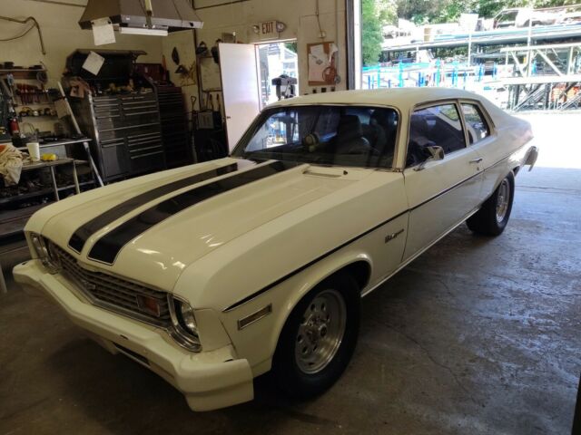 1973 White Chevrolet Nova Coupe