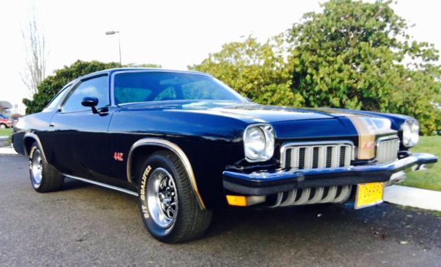 1973 Black Oldsmobile Cutlass Sedan