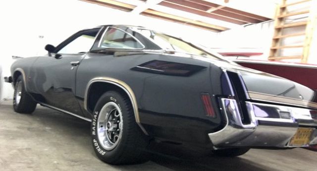 1973 Black Oldsmobile Cutlass Sedan