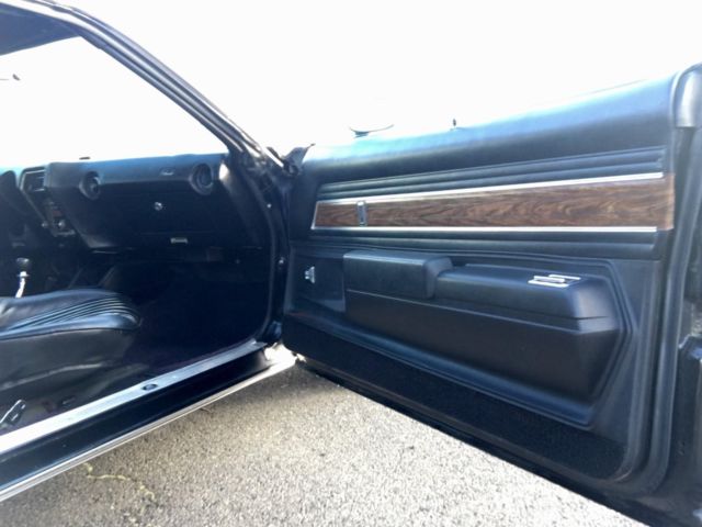 1973 Black Oldsmobile Cutlass Sedan