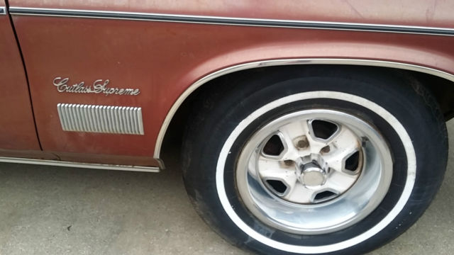 1973 Burgundy Oldsmobile Cutlass Coupe