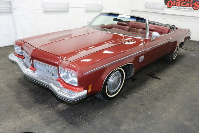 1973 Red Oldsmobile Eighty Eight --