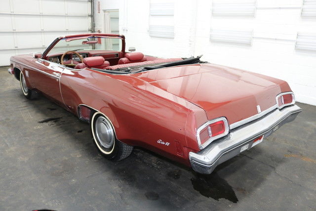 1973 Red Oldsmobile Eighty Eight --
