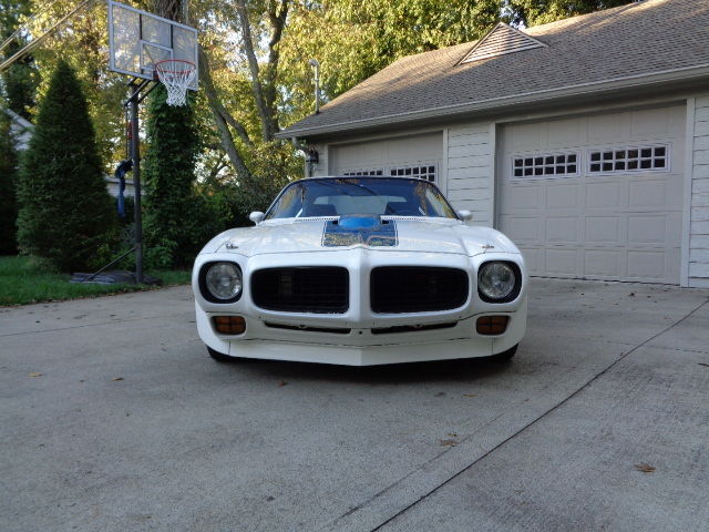 1973 White Pontiac Firebird U/K