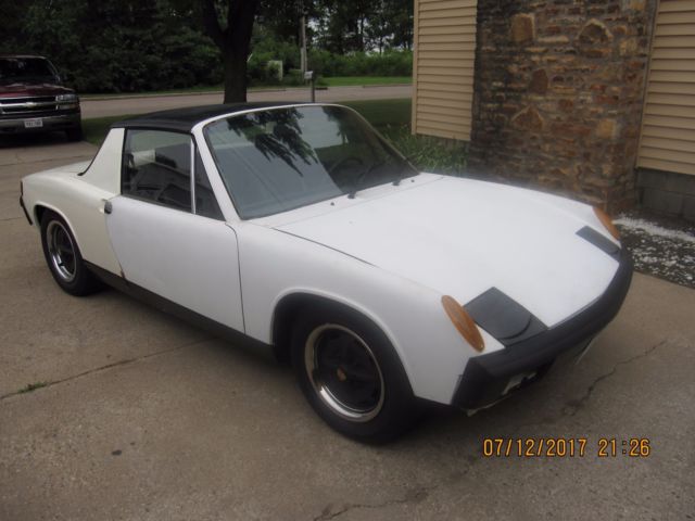 1973 White Porsche 914 Coupe