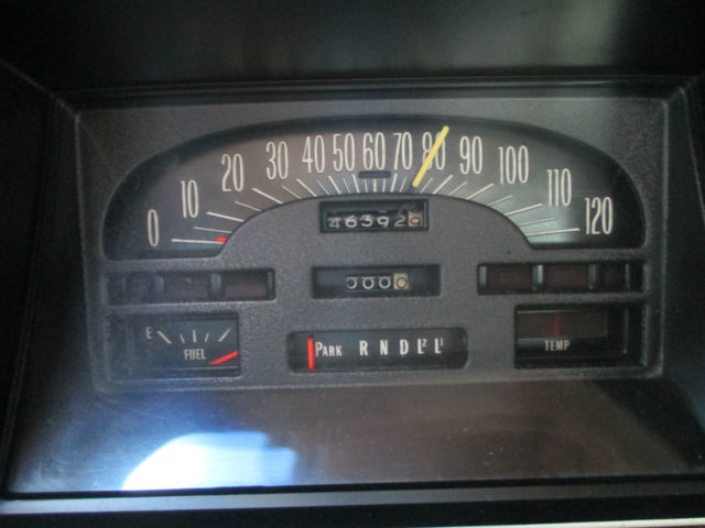 1973 Bamboo Cream,Chocolate Vinyl Top Buick Riviera Coupe