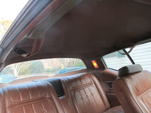 1973 Bamboo Cream,Chocolate Vinyl Top Buick Riviera Coupe