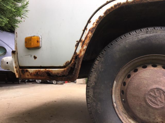 1973 White Volkswagen Bus/Vanagon Van Camper