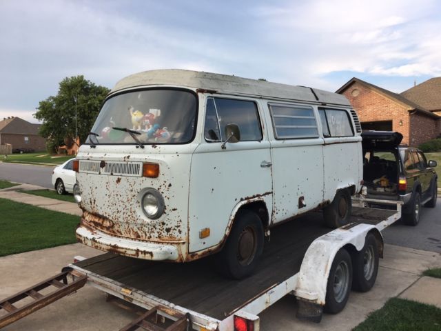 1973 White Volkswagen Bus/Vanagon Van Camper