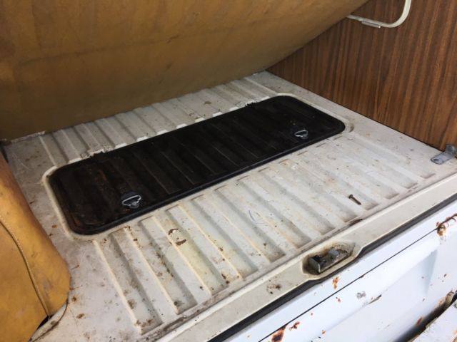 1973 White Volkswagen Bus/Vanagon Van Camper