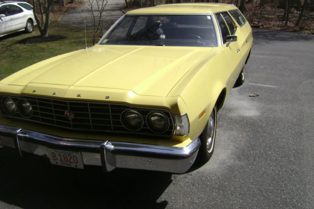 1973 Yellow Ford Torino station wagon