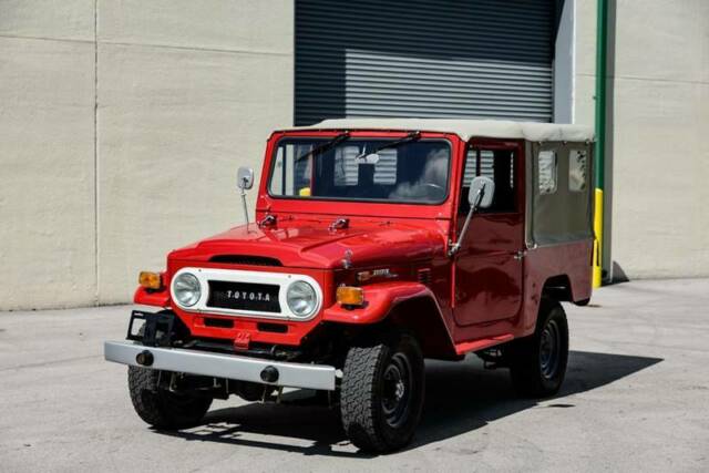 1973 Red Toyota FJ Cruiser Convertible