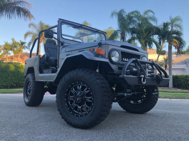 1973 Gray Toyota Land Cruiser SUV