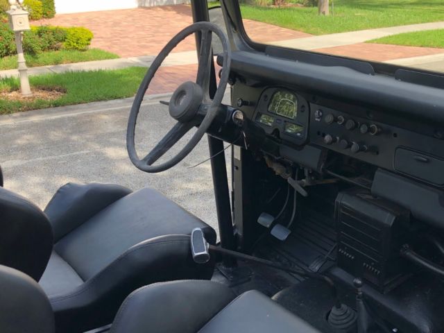 1973 Gray Toyota Land Cruiser SUV