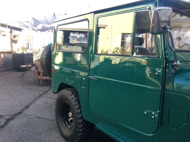 1973 Green Toyota FJ Cruiser --