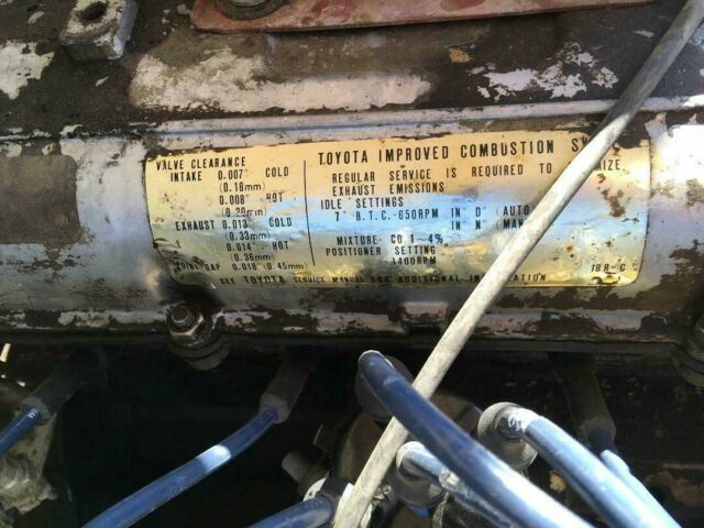 1973 White Toyota Hilux Standard Cab Pickup