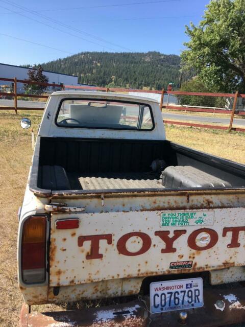1973 White Toyota Hilux Standard Cab Pickup