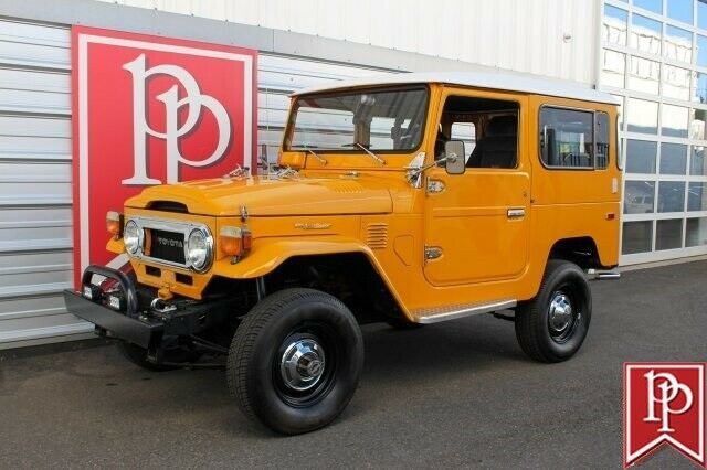 1973 Yellow Toyota Land Cruiser Sport Utility