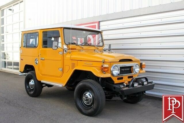 1973 Yellow Toyota Land Cruiser Sport Utility