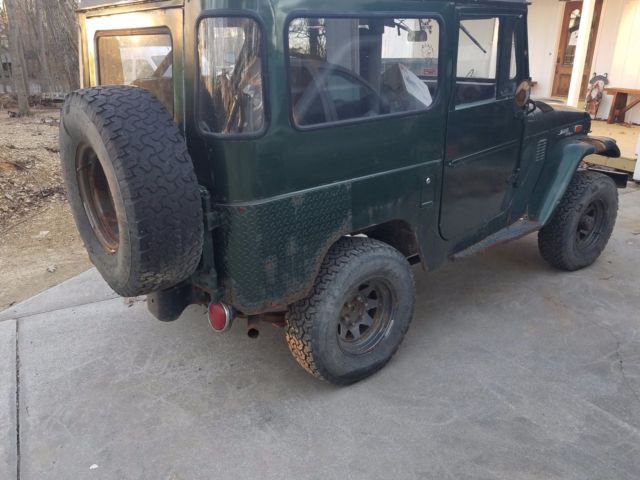 1973 Green Toyota Land Cruiser SUV