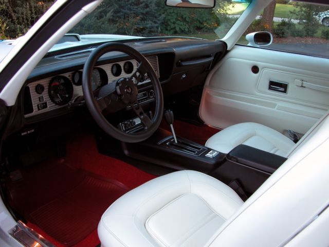 1973 White Pontiac Trans Am
