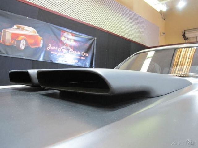 1973 Blue Chevrolet Corvette