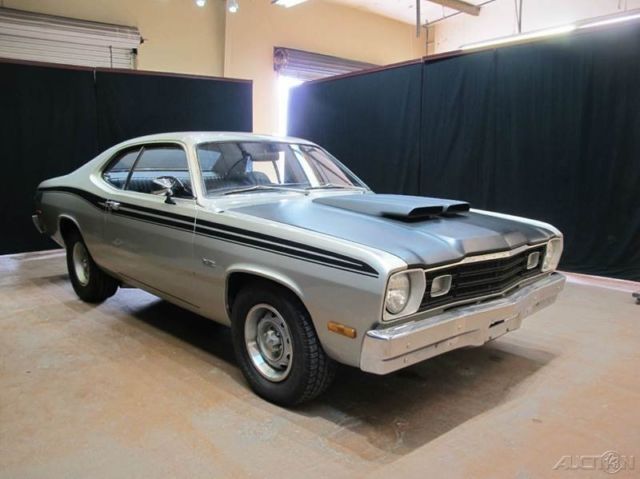 1973 Blue Chevrolet Corvette