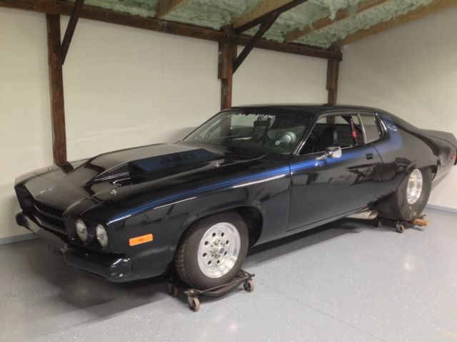1973 BLACK BLUE PEARL Plymouth Road Runner FAST 