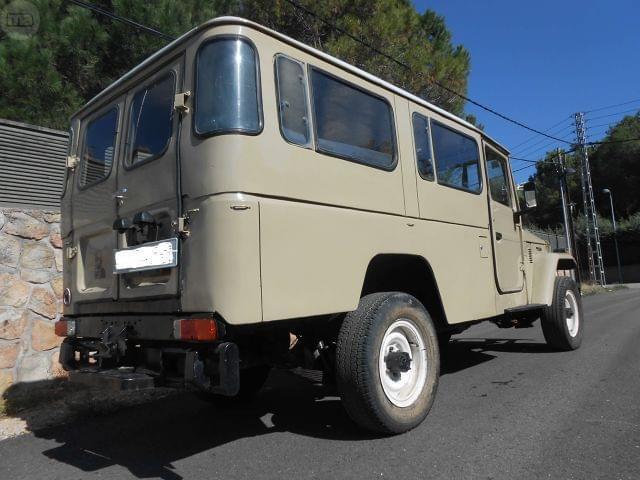 1973 Camel-Tan-Dune Beige Toyota Land Cruiser SUV