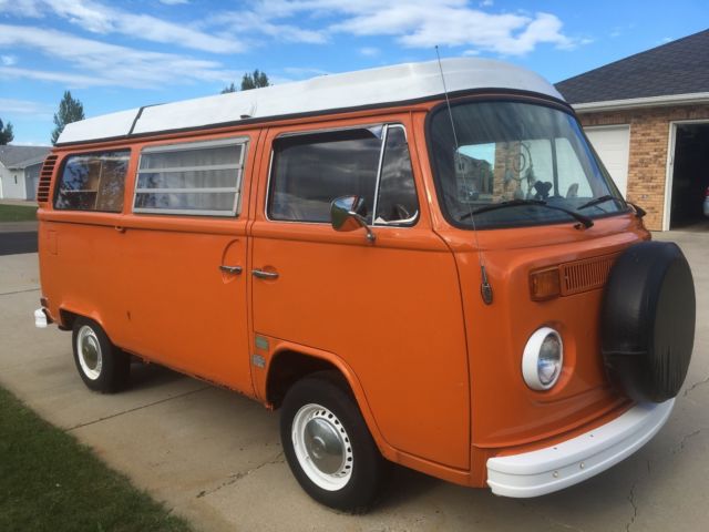 1973 Volkswagen Bus/Vanagon
