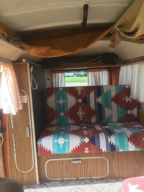 1973 Volkswagen Bus/Vanagon