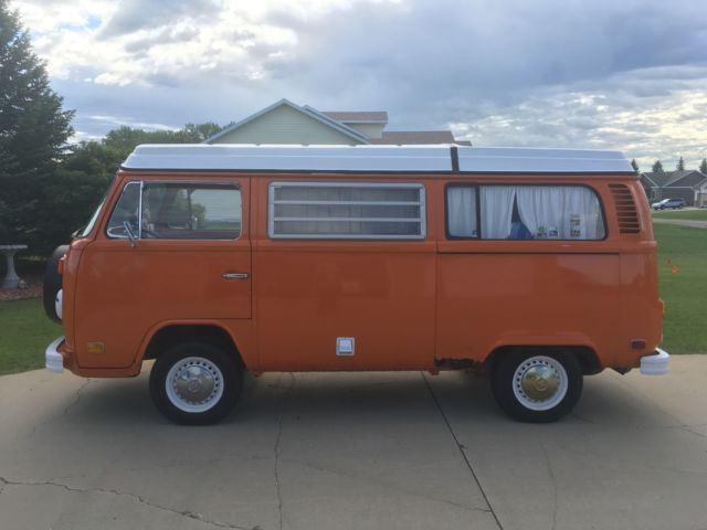 1973 Volkswagen Bus/Vanagon