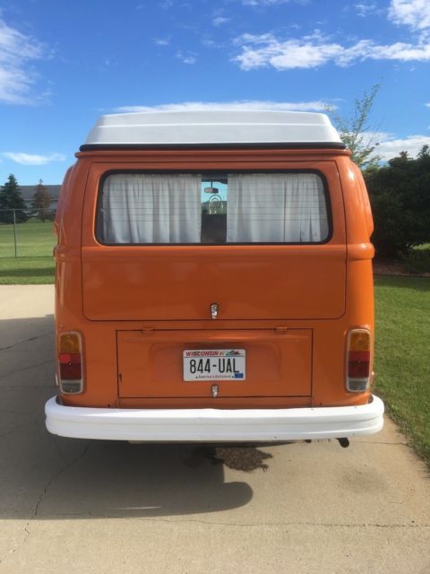 1973 Volkswagen Bus/Vanagon