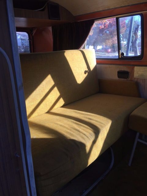 1973 Orange Volkswagen Bus/Vanagon Bus / van