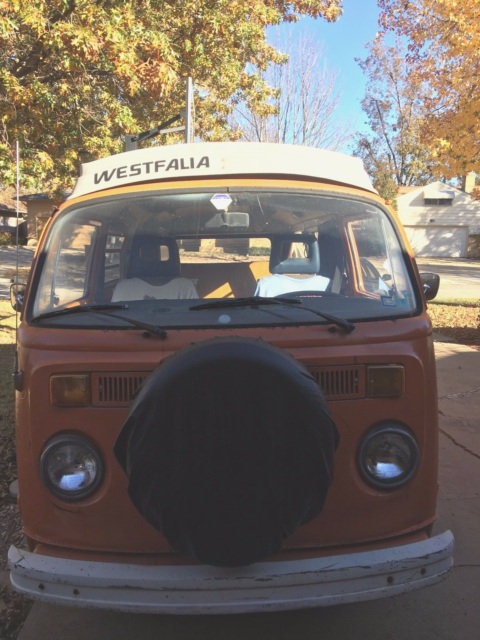 1973 Orange Volkswagen Bus/Vanagon Bus / van