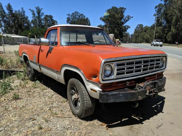 1973 Orange Dodge Power Wagon Single cab long bed