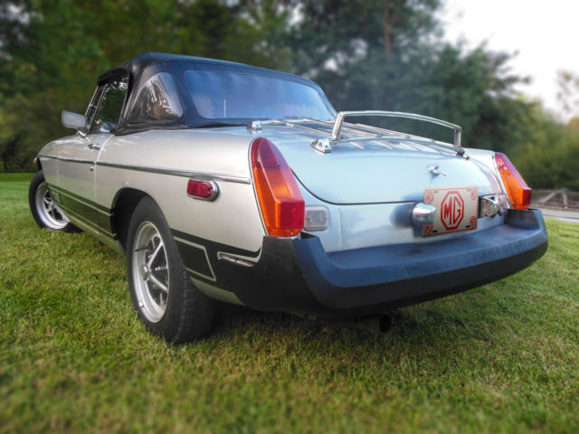 1974 Silver MG MGB Convertible