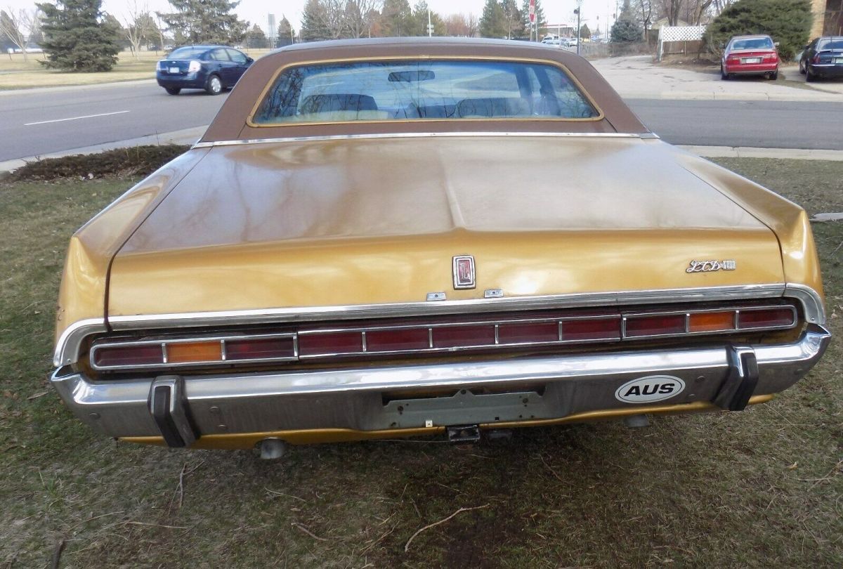 1974 Ford LTD Sedan