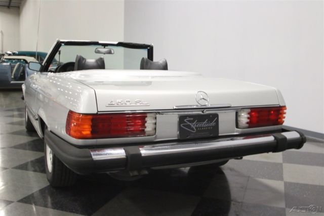 1974 Silver Mercedes-Benz 400-Series