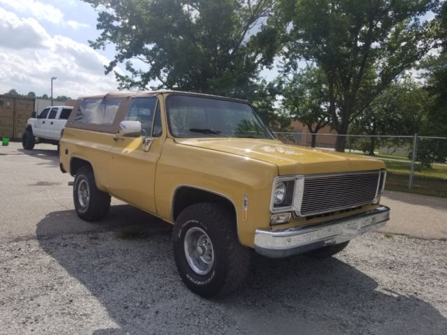 1974 Tan Chevrolet C/K Pickup 1500 Blazer