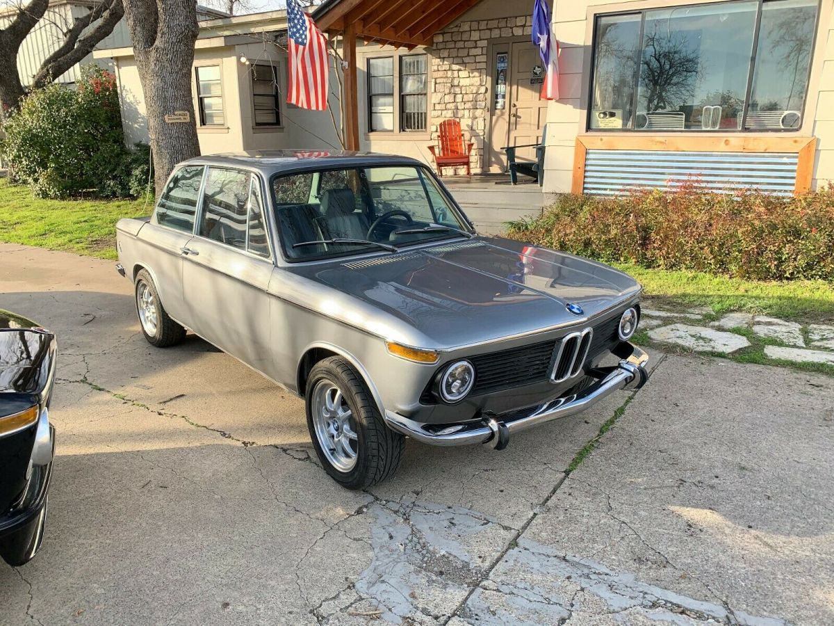 1974 Silver BMW 2002