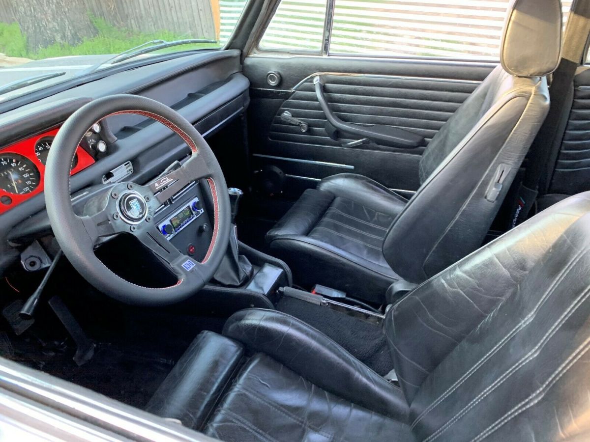 1974 Silver BMW 2002