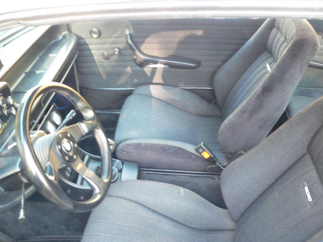 1974 White BMW 2002 Coupe