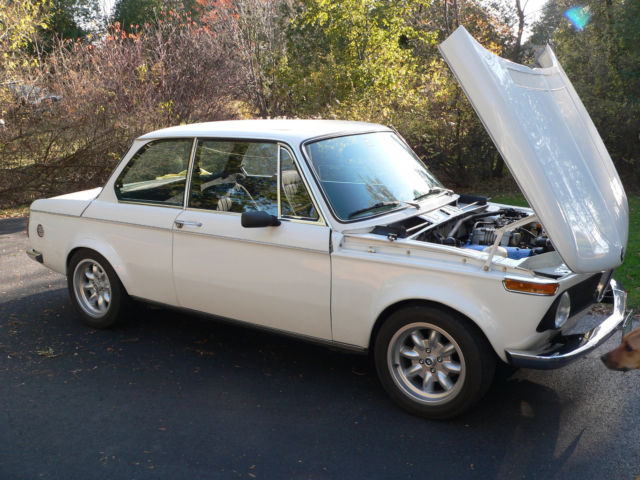 1974 White BMW 2002 Coupe