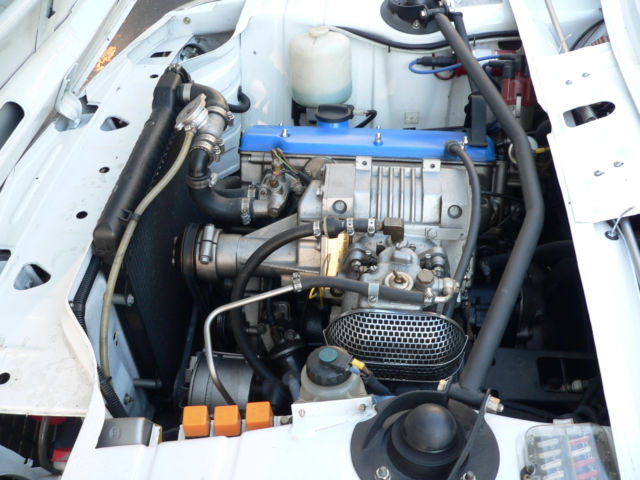 1974 White BMW 2002 Coupe