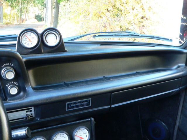 1974 White BMW 2002 Coupe