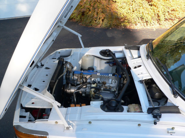 1974 White BMW 2002 Coupe